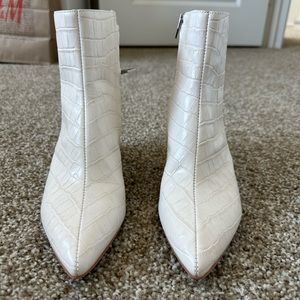Brand new Dolce Vita white booties